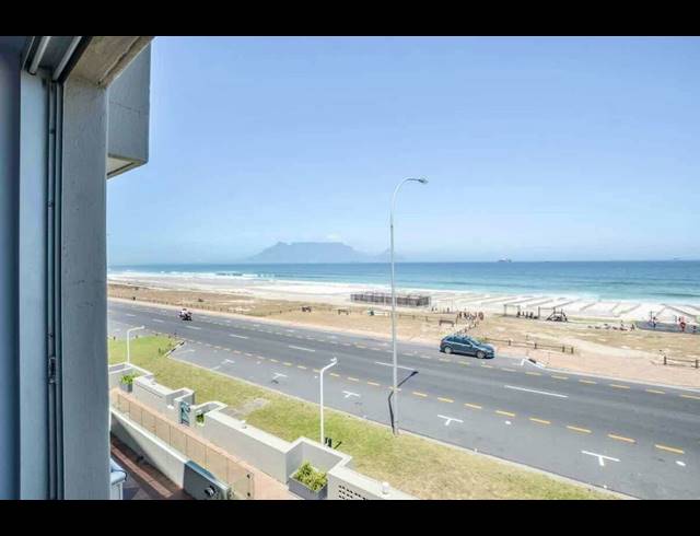 3 bed property to rent in TABLE VIEW